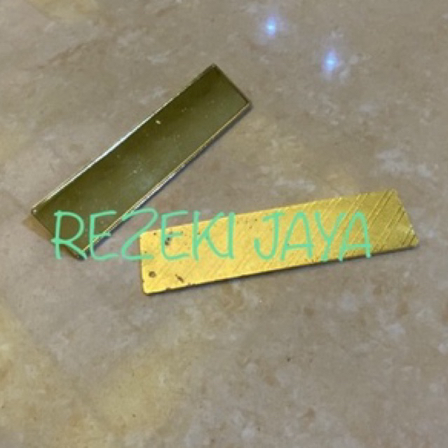 

Papan Kuningan Polos 8cm x 2cm Tebal 2mm PREMIUM Satuan