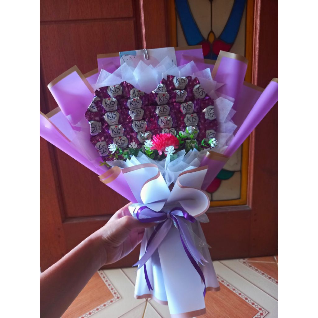 

buket/bucket permen bentuk love
