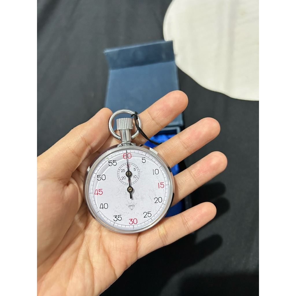 Preloved Stopwatch Digital Diamond