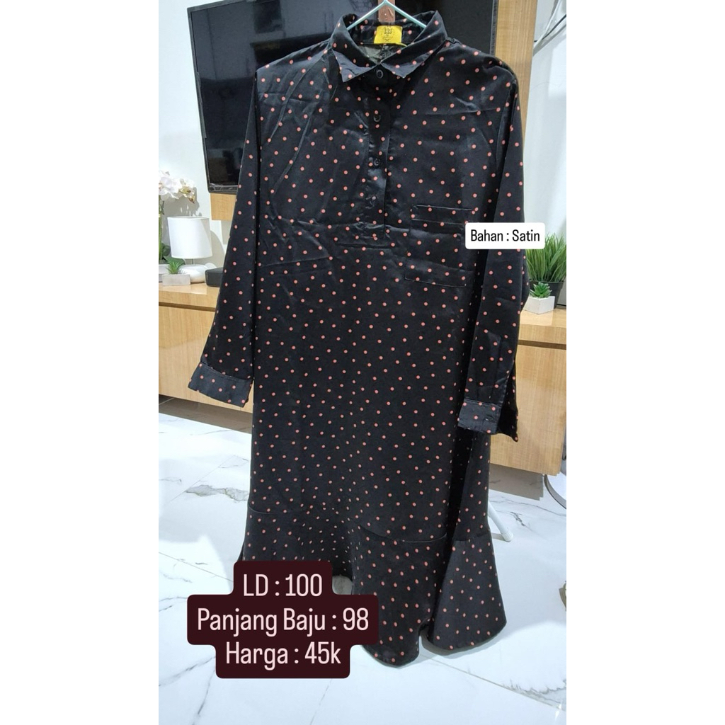 preloved tunik hitam polkadot
