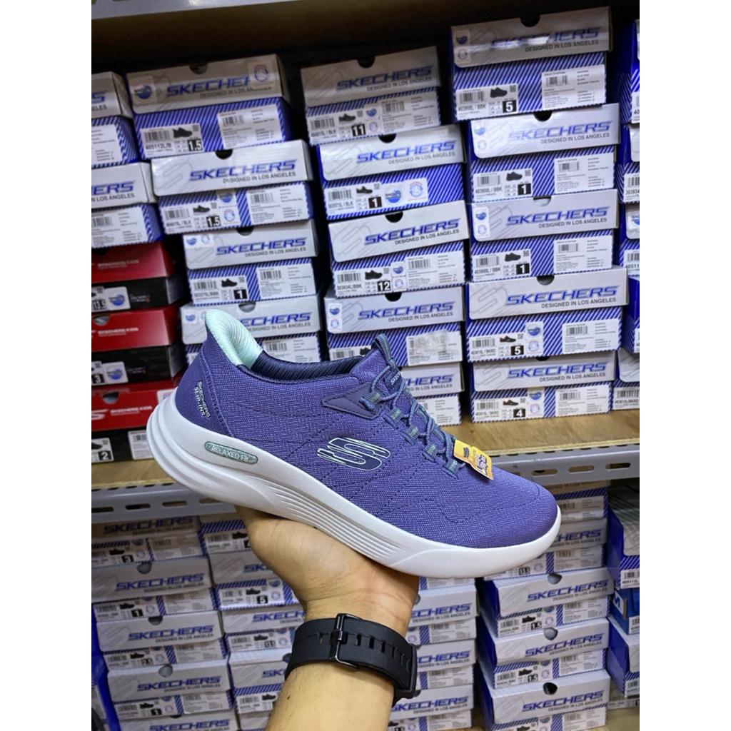 Sepatu skechers original wanita / Skechers sport Relaxedfit womens sneakers shoes-navy