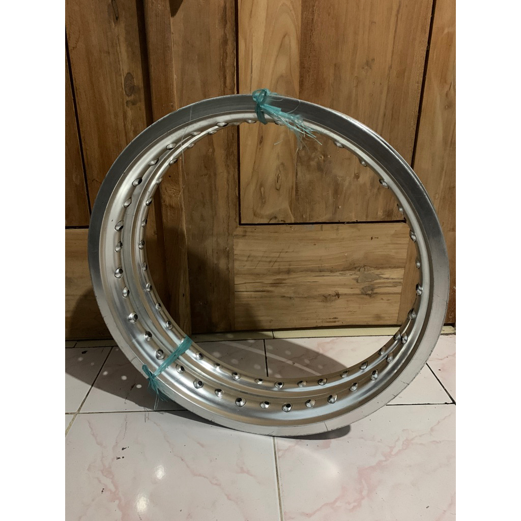 velg rossi ukuran 160-185 ring 17 silver bekas