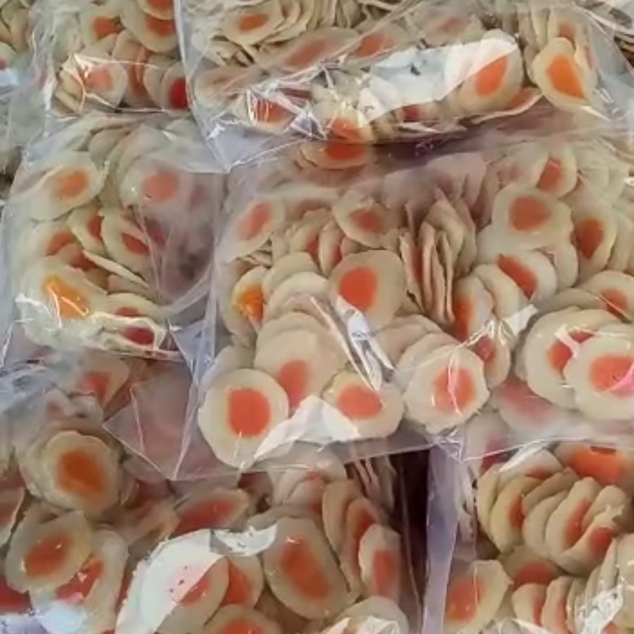 

Kerupuk Telur Asin Mentah 500gr