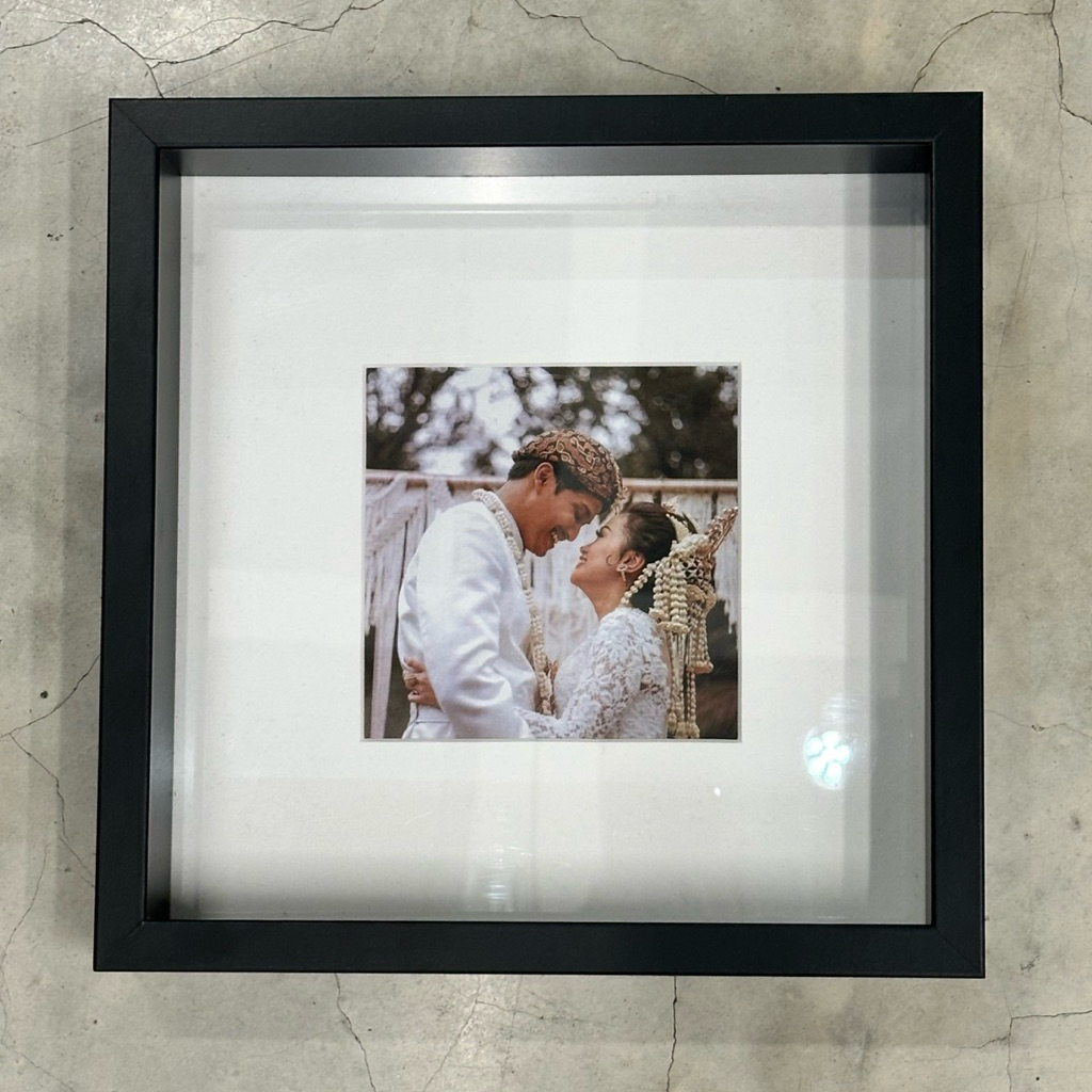 Bingkai Foto 25x25cm Sannahed/ 20x25cm