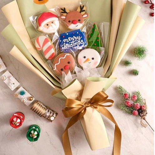

Christmas Character Bouquet (Xmas / Kukis Natal Collection) - (isi 7 pcs) Sugar Cookies / Decorated Cookies / Kukis Hias