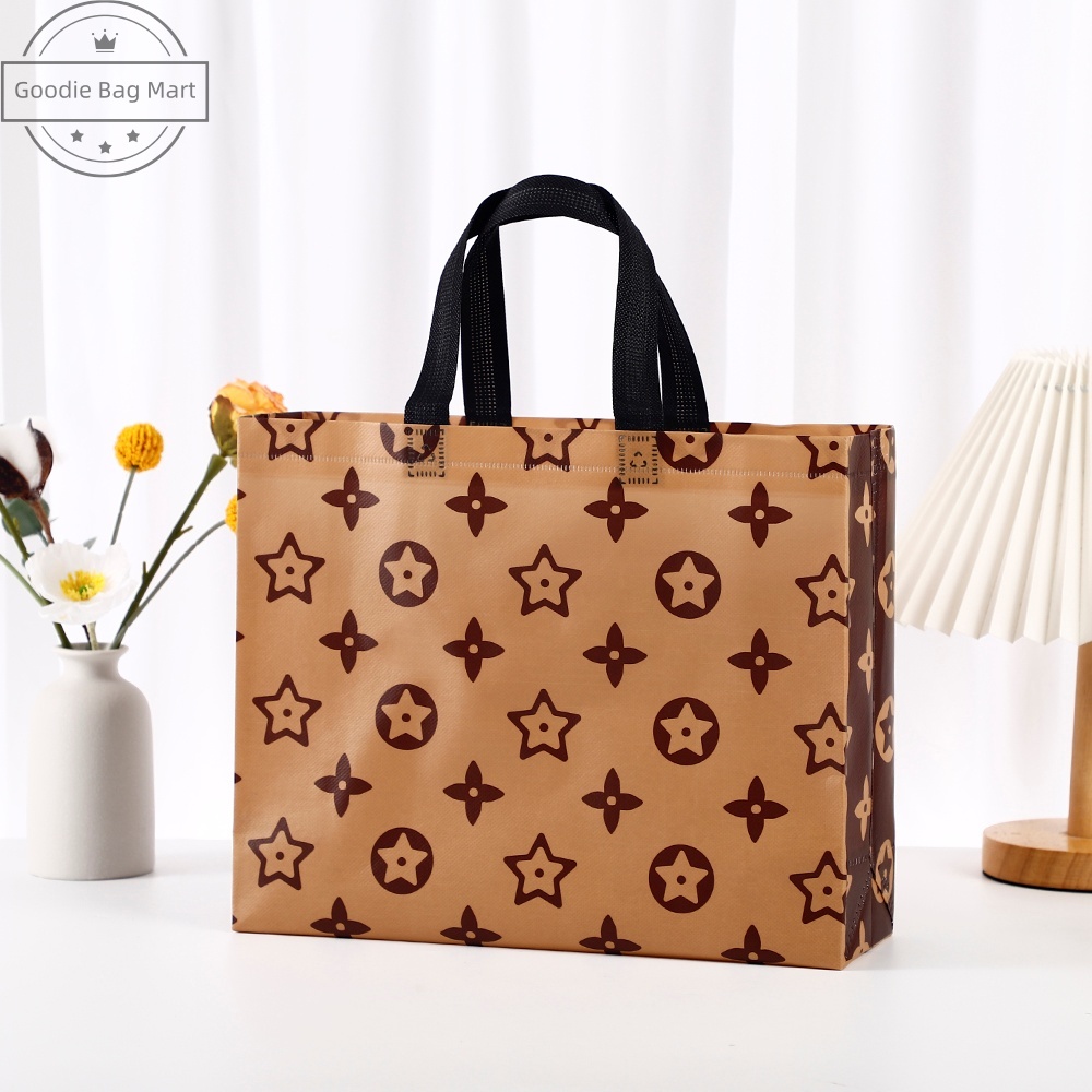 

Membentuk-A13/Goodie bag-Tas Belanja tas Jinjing tas spunbond tas souvenir premium tebal dan kuat/Terlaris lipat jumbo/ waterproof/shopping bag Tas Belanja Murah Karakter Kartun