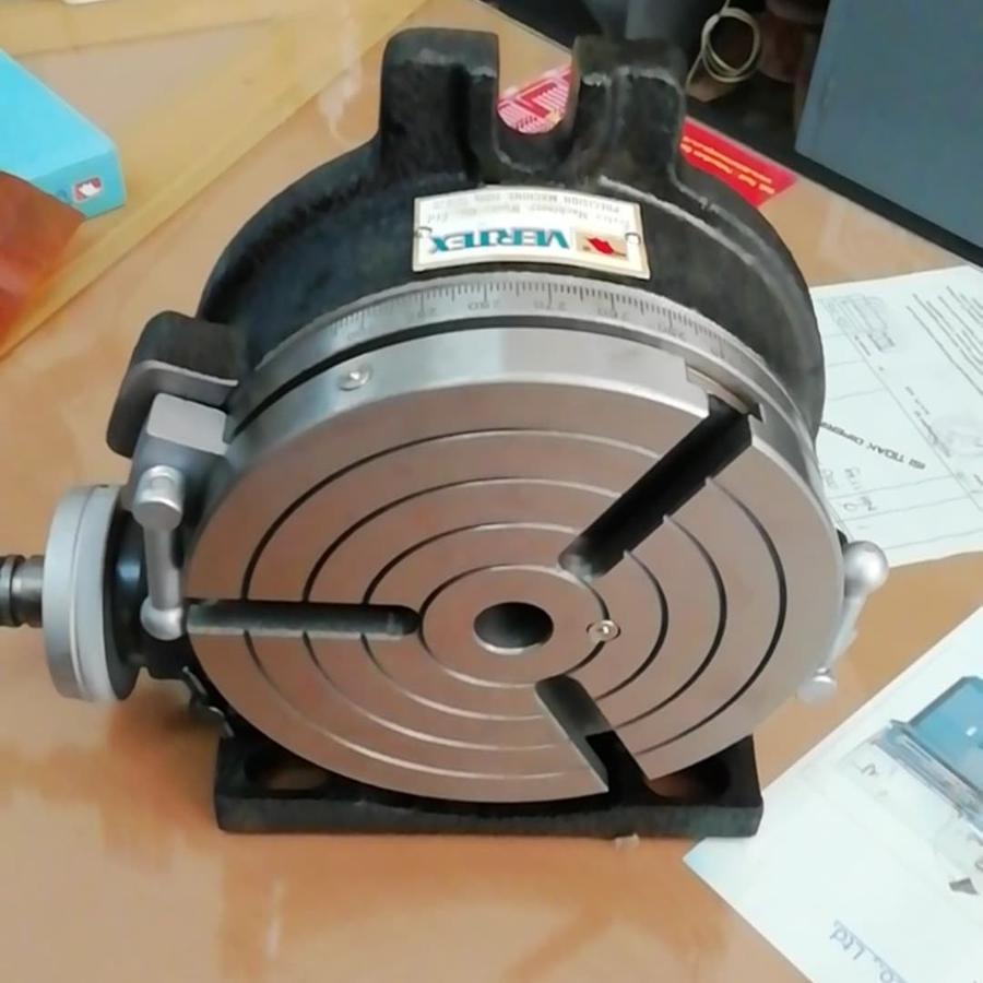 Vertex rotary table type HV 6