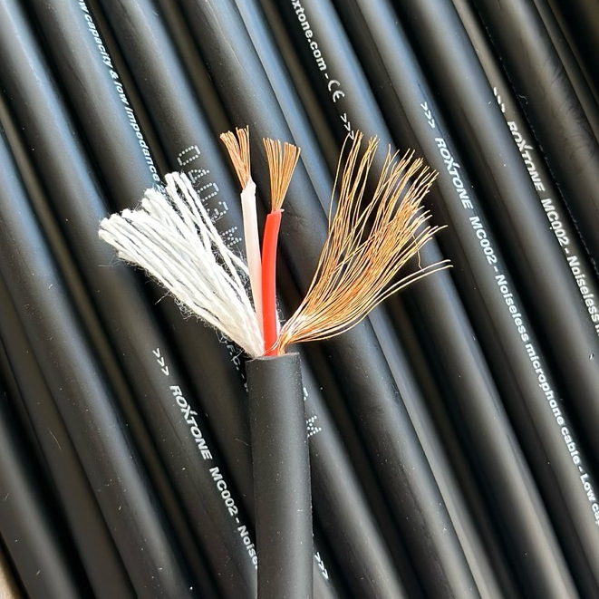 KABEL MIC STEREO DIAMETER 6MM ISI 2X0,22 MM ROXTONE MC002 HARGA 1 METER / KABEL MIC STEREO PROFESION