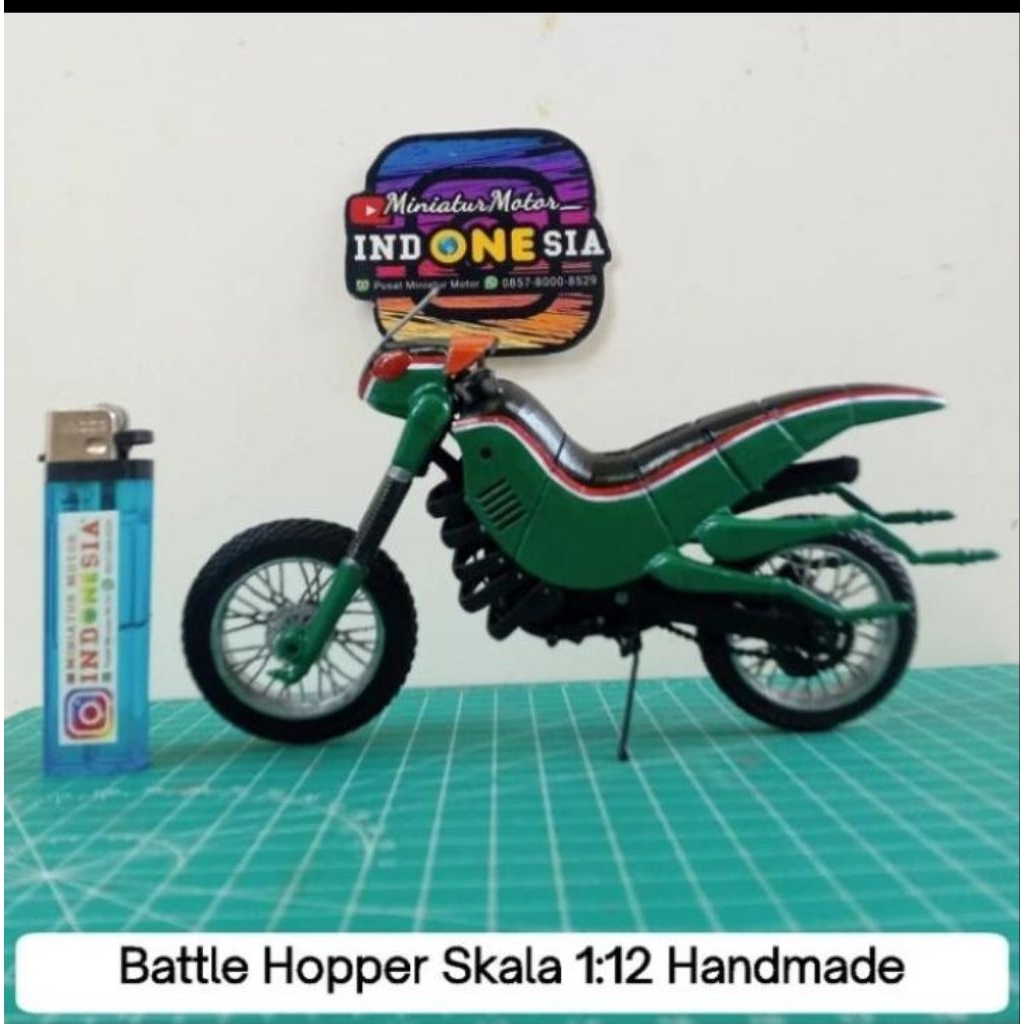 SHF SKALA 1:12 Diecast miniatur motor Vintage Battle Hopper & Acrobatter, Motor Belalang Tempur Satr
