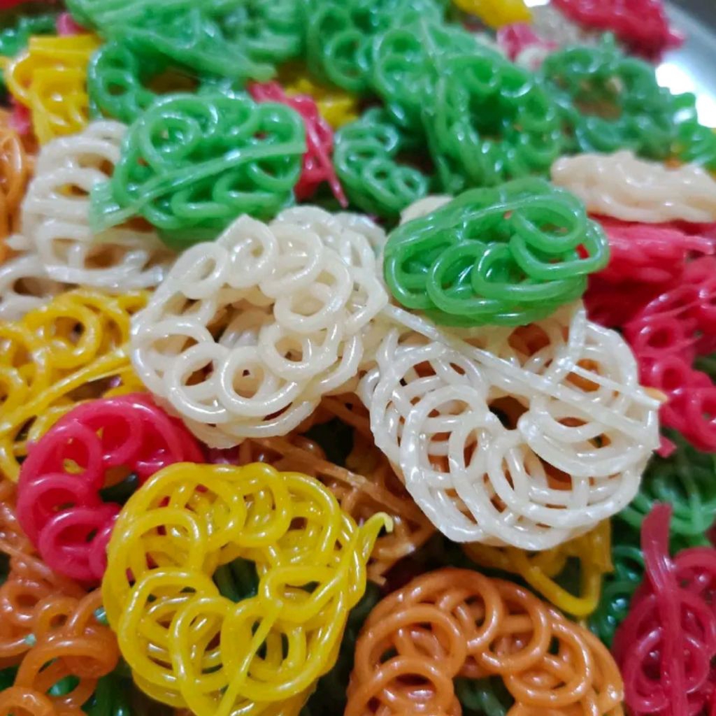

Kerupuk Mawar Mini Berwarna Kerupuk Seblak Mentah 1kg Cap Bintang Produk Sidoarjo