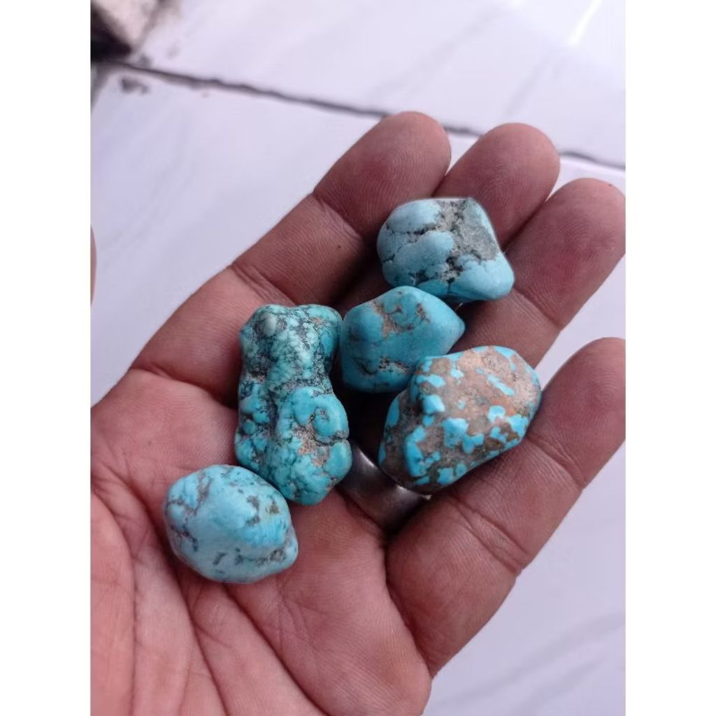 bahan batu bongkahan pirus tibet natural