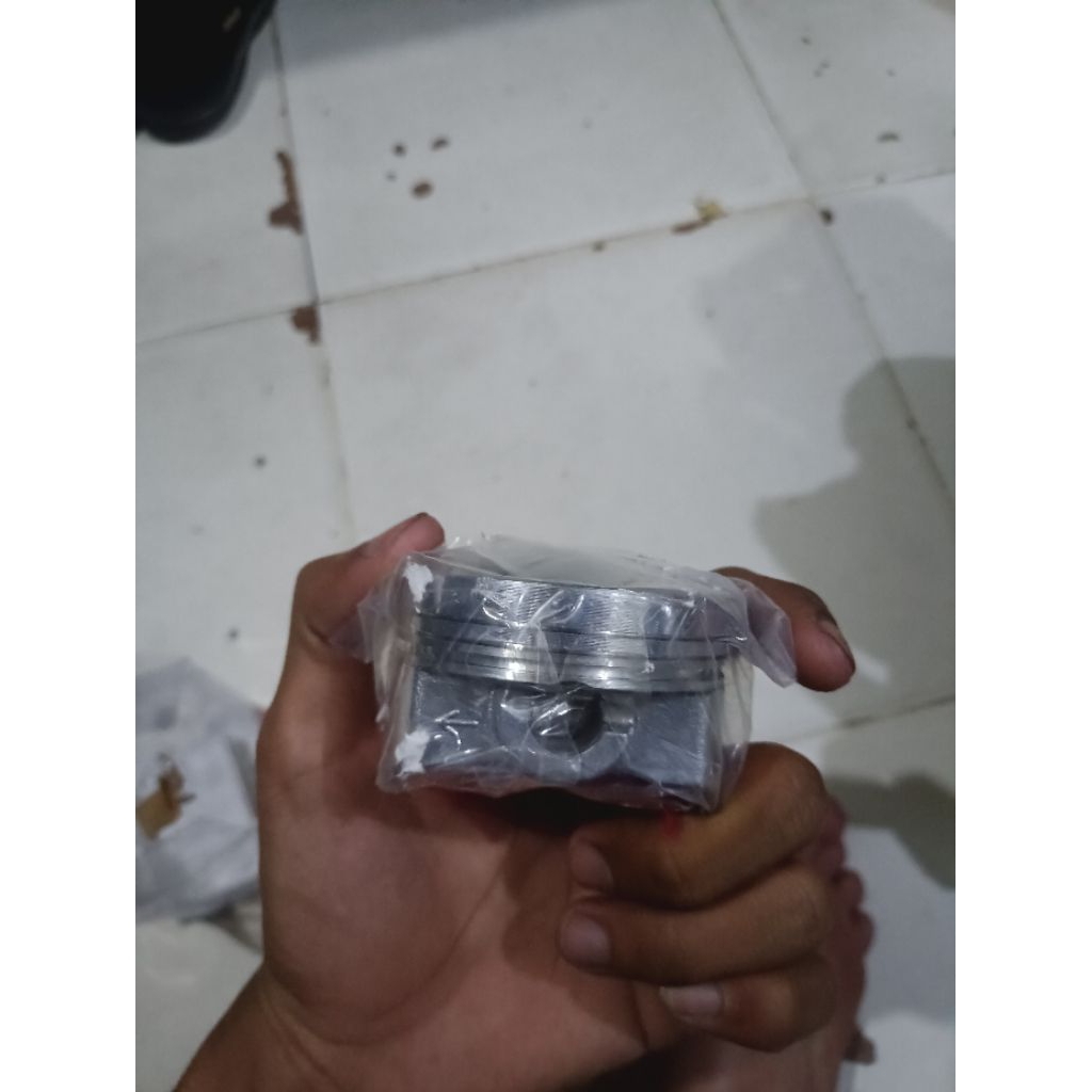 PISTON LHK 63MM PIN 13