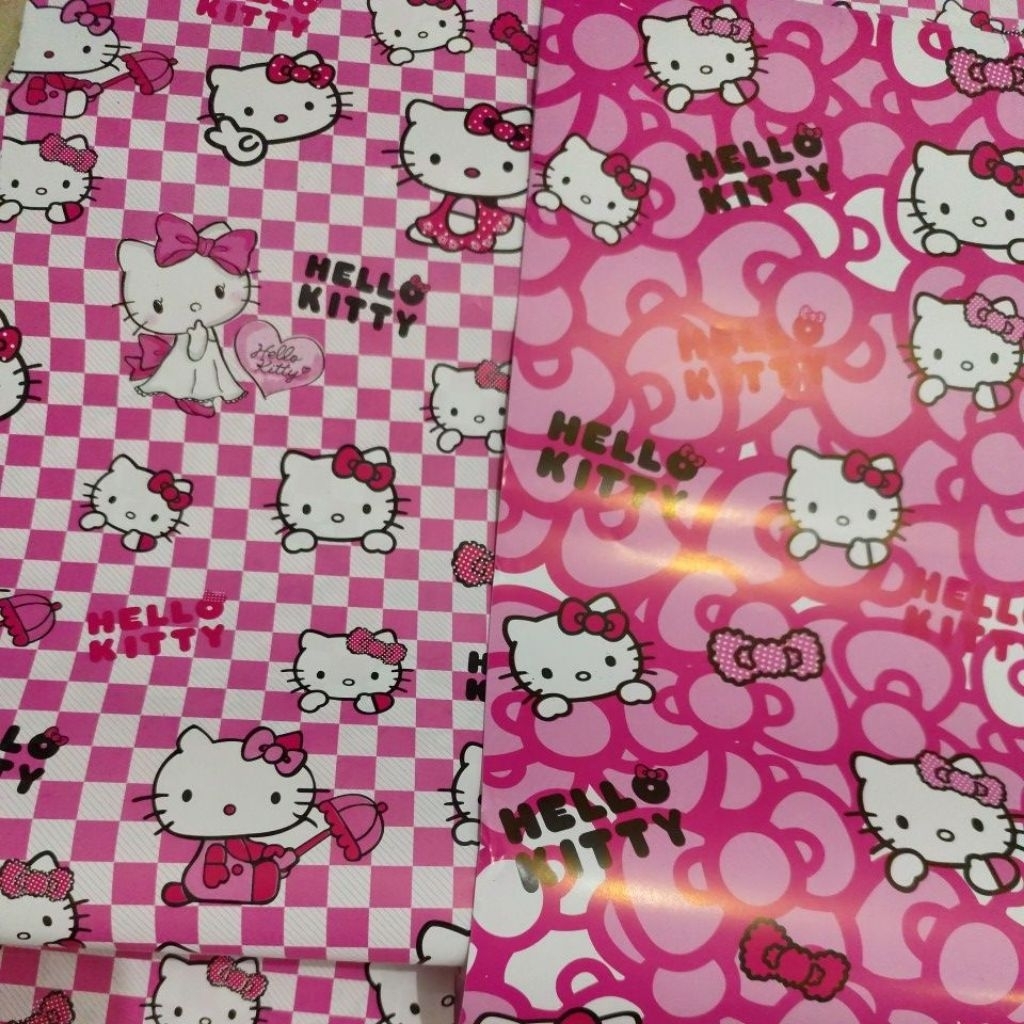 

kertas kado glossy gambar hello kitty