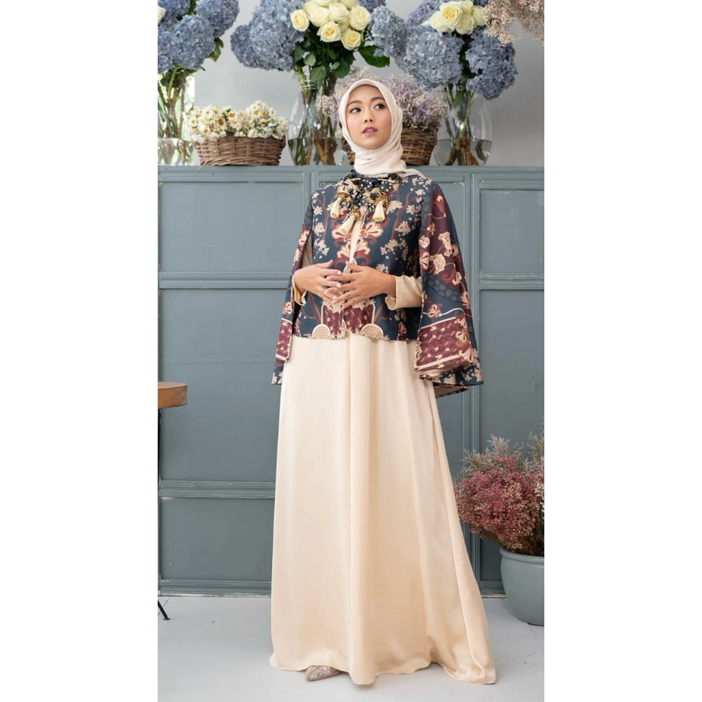 Sampel sale Maia dress by wearing klamby