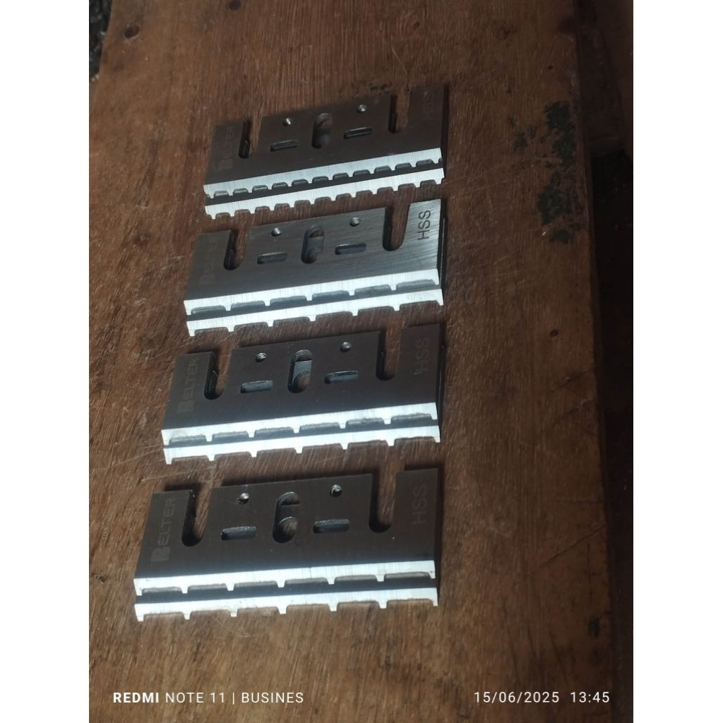 mata ketam alur sirip walet