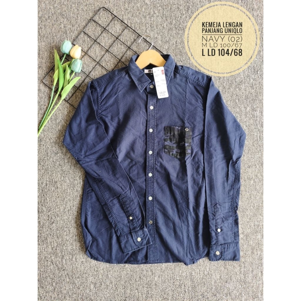 Kemeja pria Uniqlo lengan panjang