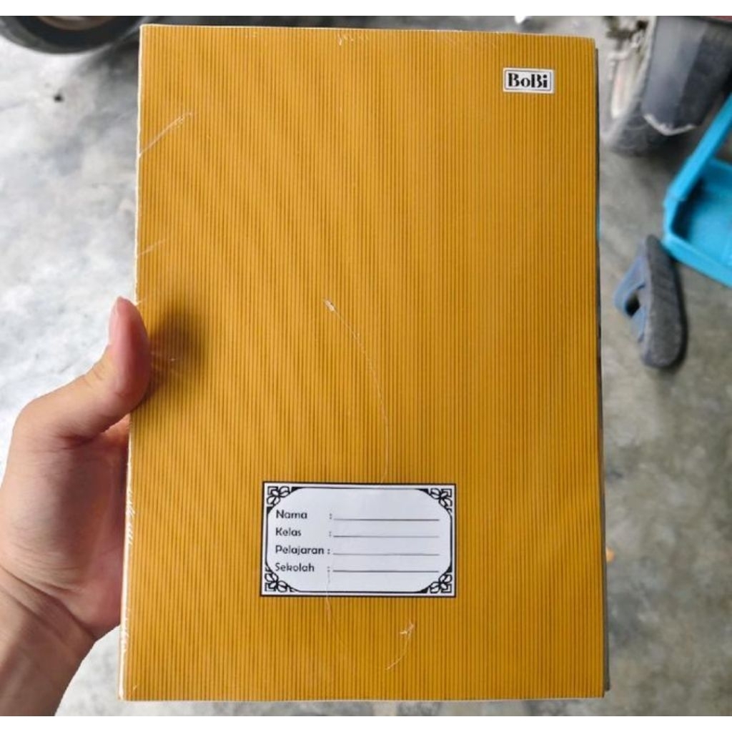 

Buku Tulis Boxi BoBI Kraft cover coklat 40 lembar (1 pack isi 10 pcs)