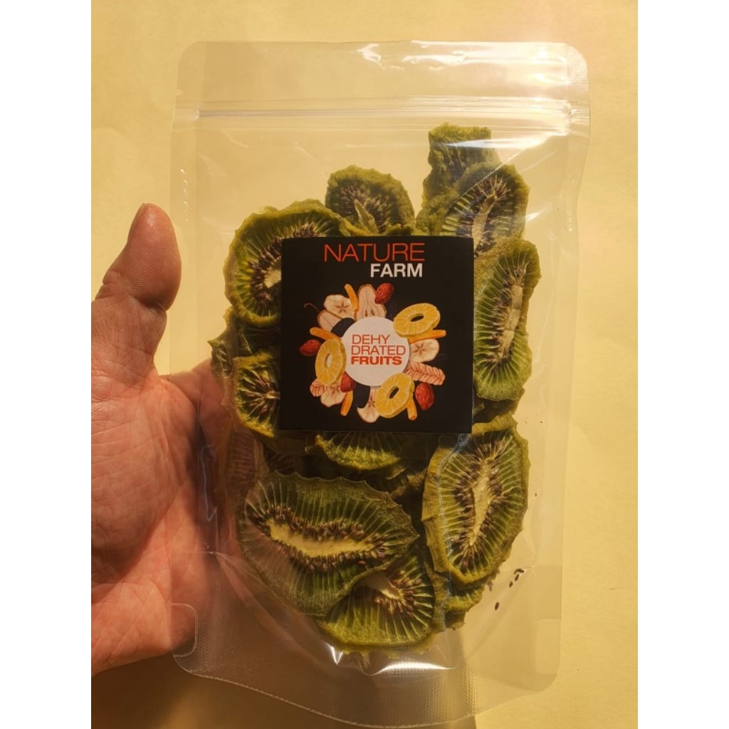 

Nature Farm Premium Dried Kiwi Slices - Kiwi iris kering garnish - resin - tea - infused water