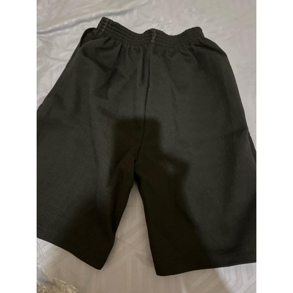 celana olahraga sekolah petra