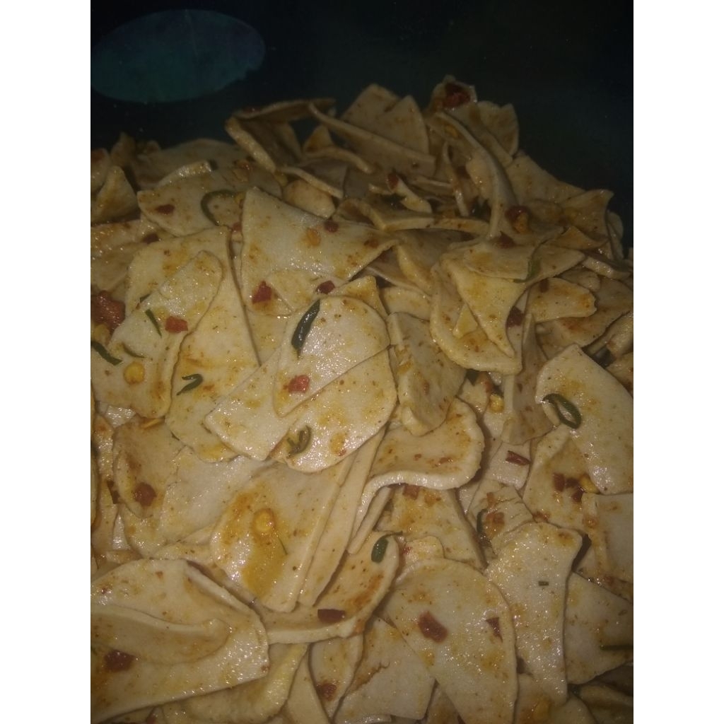 

Basreng gurih pedas daun jeruk