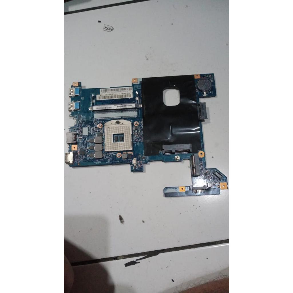 Motherboard Lenovo G580 rusak.