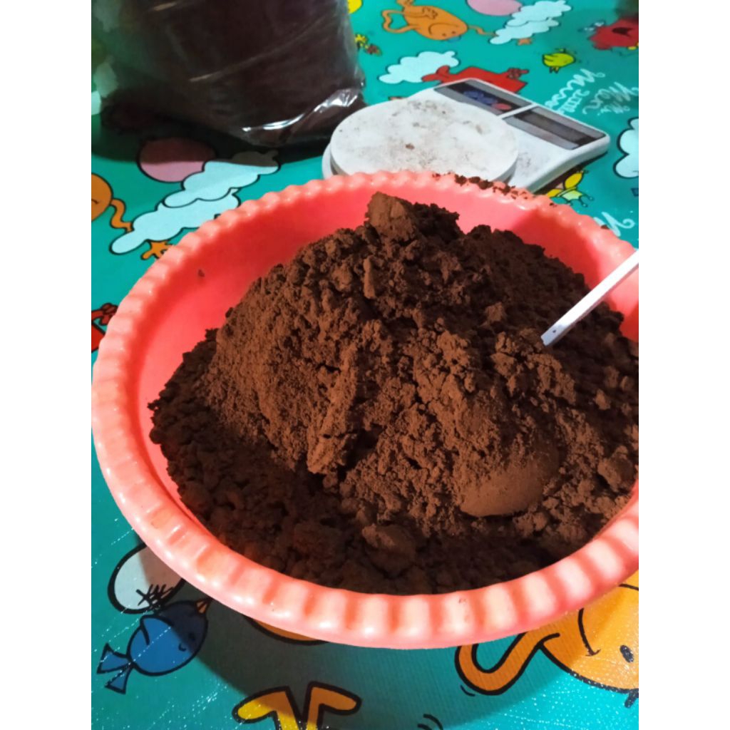 

kopi bubuk hitam 1 kg