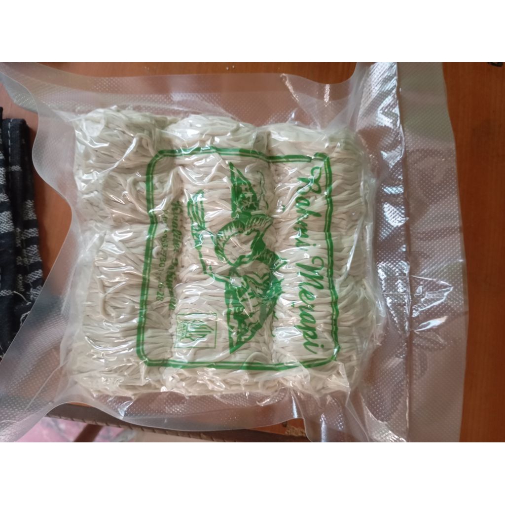 

mie Yamin mie baso mie jebew mie Chili oil 1kg