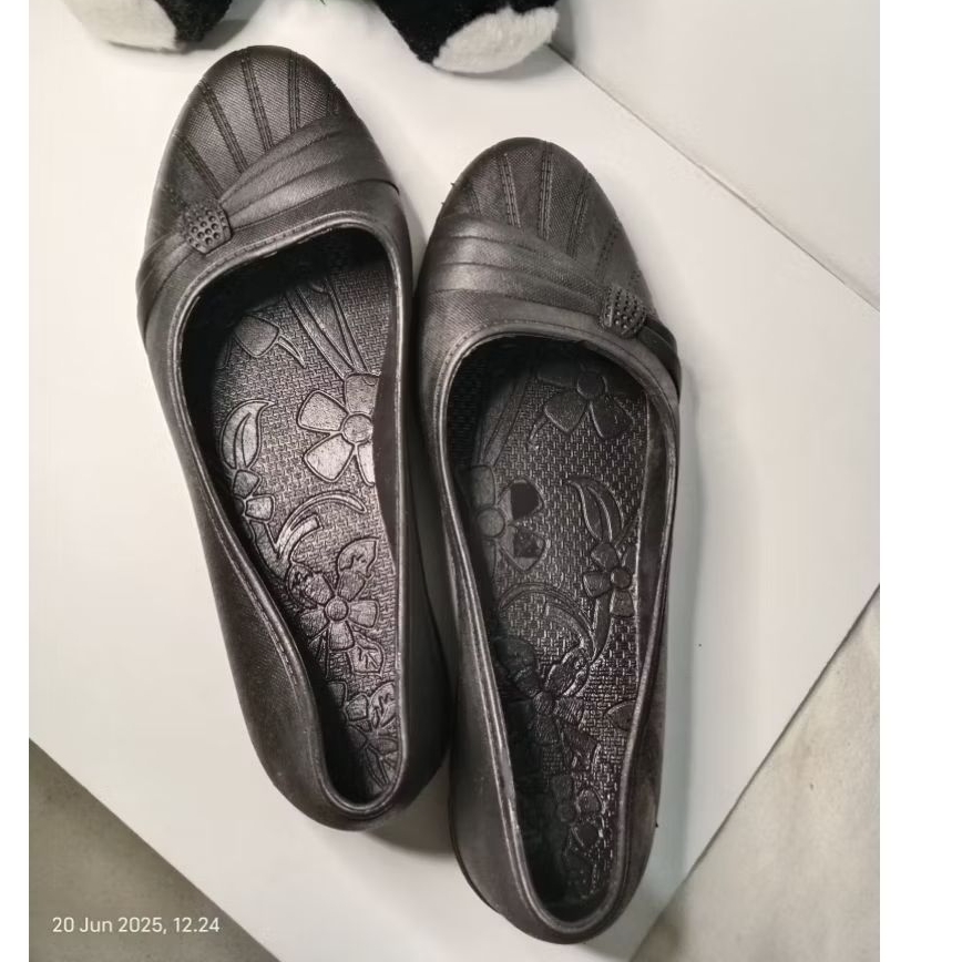 SEPATU FLAT SHOES WANITA HITAM POLOS KARET MURAH