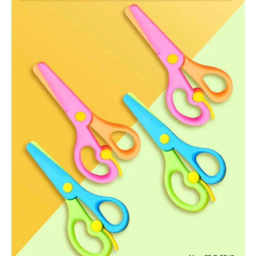 

Gunting Mini Gunting Kertas Anak Gunting Aman Safety Gunting Bahan Plastik / Gunting Anak Aman Gunting Plastik Pengaman Kerajinan Tangan Gunting Pengaman DIY / Mainan Edukasi Untuk Anak Pemotong Kertas Mini Gunting Plastik Kepala Bulat Untuk Anak