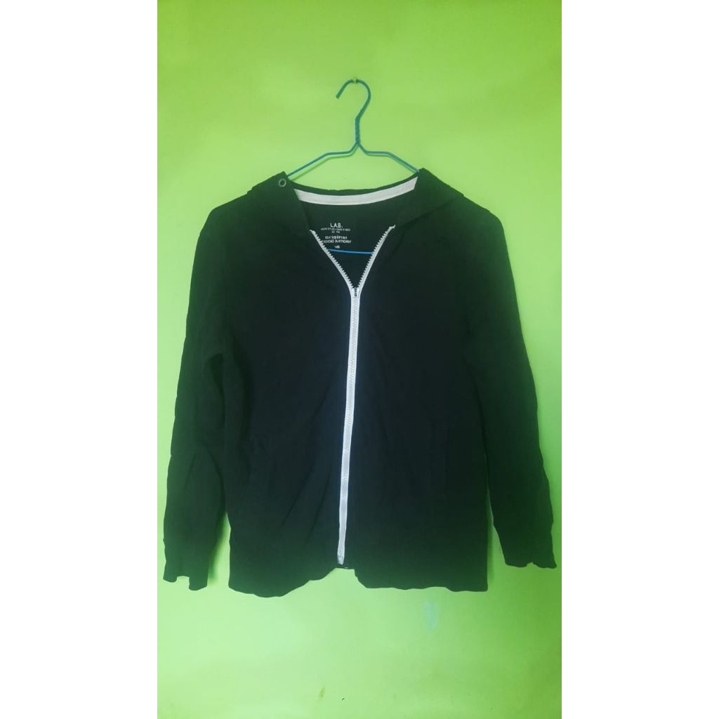 preloved Hoodie zipper hitam