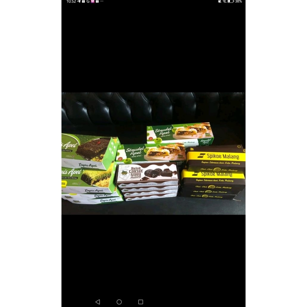 oleh oleh khas malang roti strudel lapis apel balok susu strudel apel