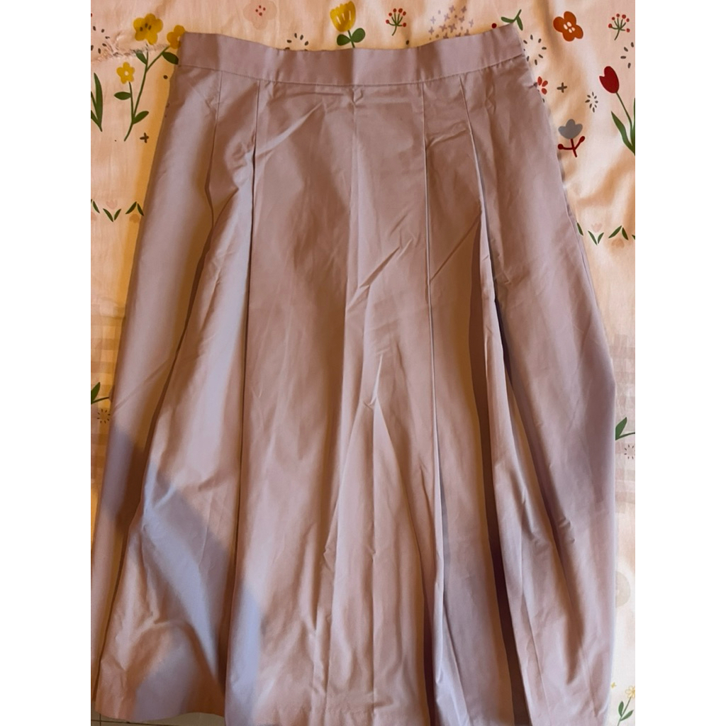PRELOVED UNIQLO ROK PANJANG 3/4 UNGU