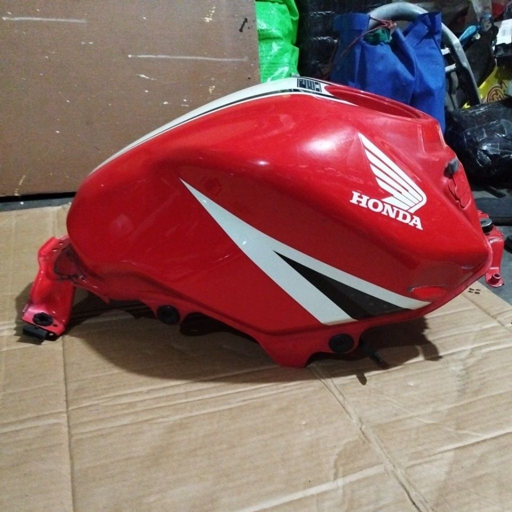 Tangki bensin Honda CBR150R ORI second copotan