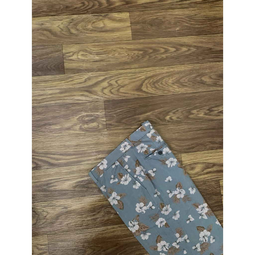 Celana Pendek UNIQLO Branded Floral Short Pants - Big Size