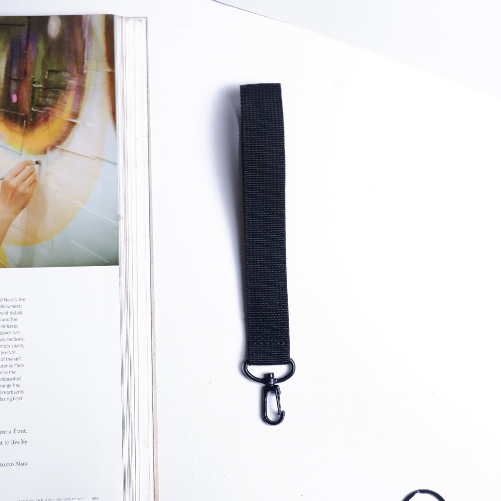 Clutch Bag Pria Wanita | Aksesoris Tali Clutch | Gantungan Kunci ara