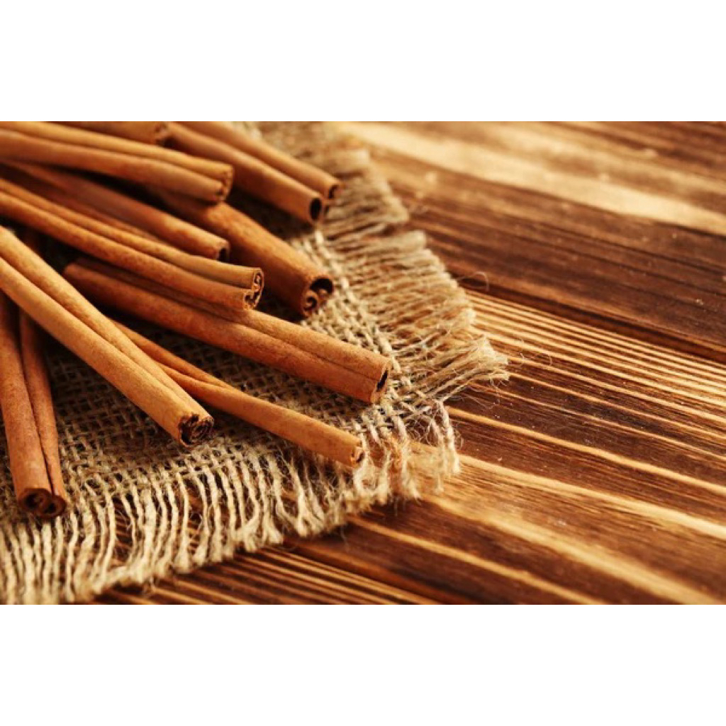 

Kayu kulit manis kering" refers to dried cinnamon bark.