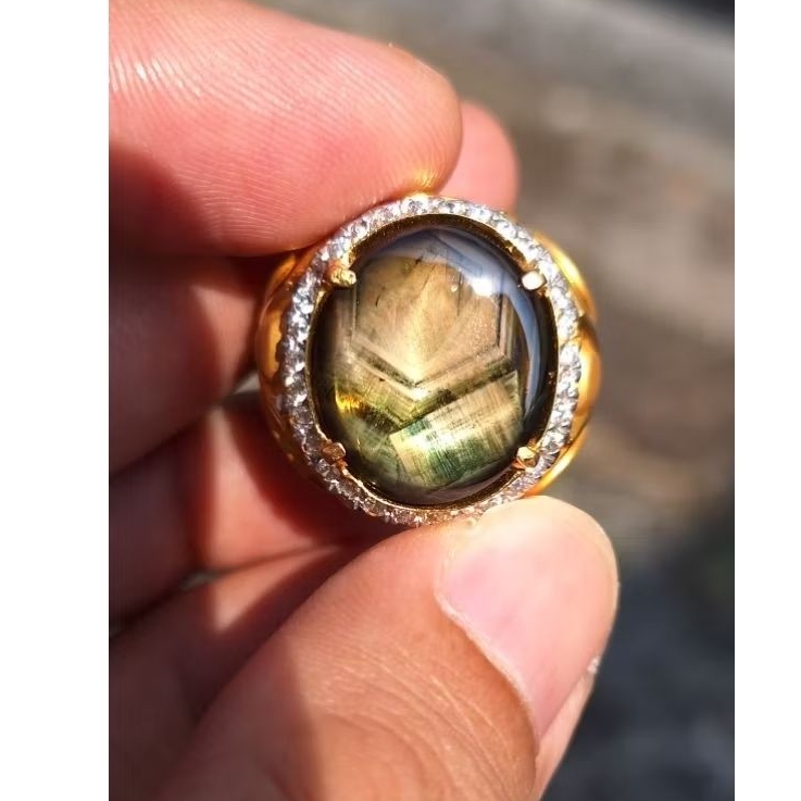 Bangsing kresnadana HQ / Natural sapphire thailand