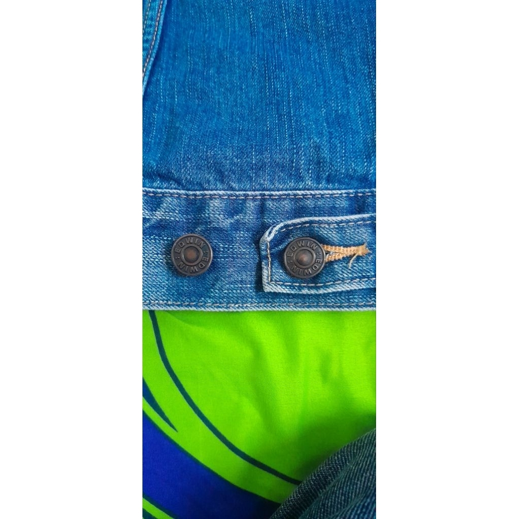 Edwin jeans ripped jacket