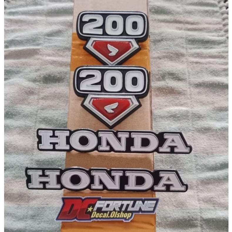 logo tengki honda cb 125 set emblem box aki cb 200 segitiga merah