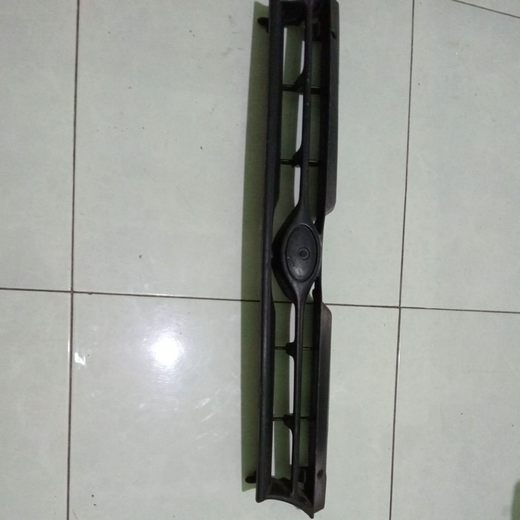grill grille Subaru Impreza th 92 original copotan