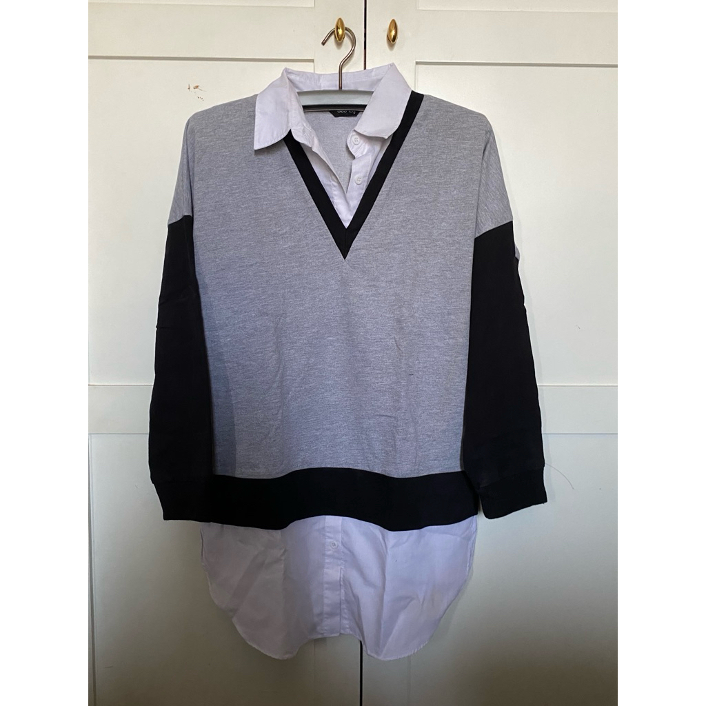 Preloved Deenay Black Grey Sweatshirt/Sweater (Details on description)