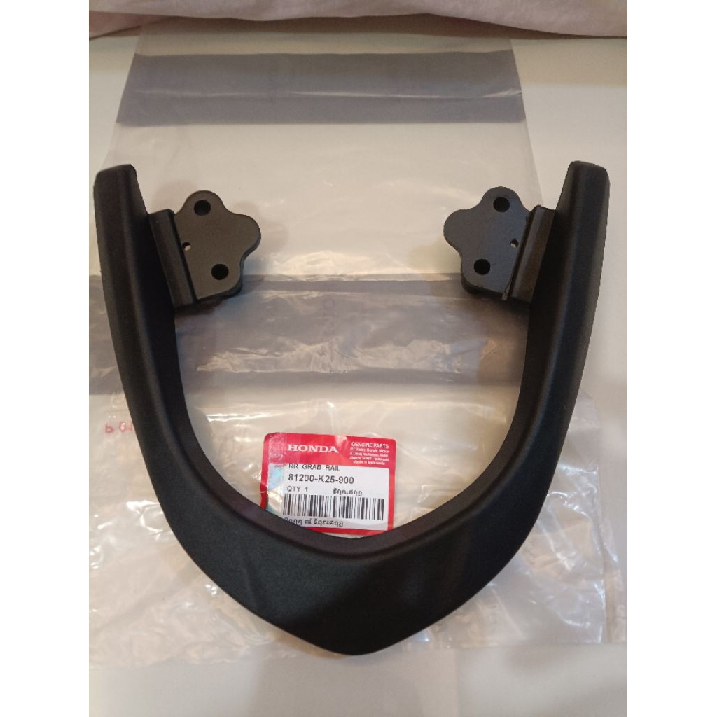 behel joke belakang-81200-K25-900- beat fi tahun 2012-2015