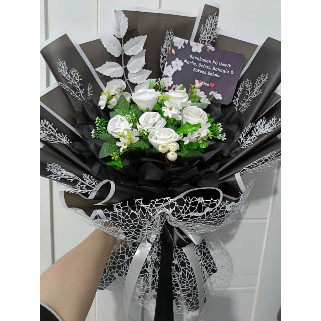 

BUKET VALENTINE / BUKET ULTAH / BUKET ANNIVERSARY / BUKET BUNGA / BUNGA MURAH / BUKET LAMPU / HAMPERS / KADO ULTAH / GIFT CEWE / buket cowo