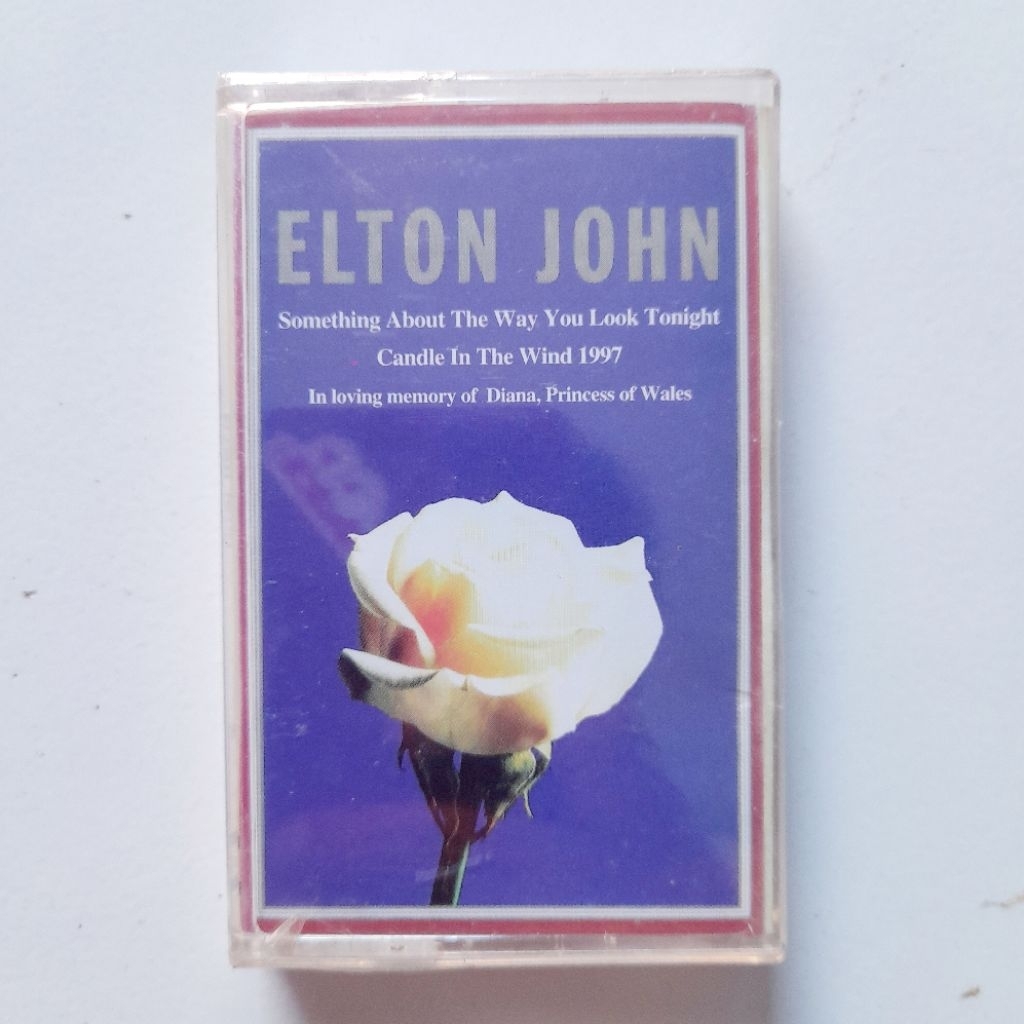 Kaset Elton John Something About The Way You Look Tonight (Segel)