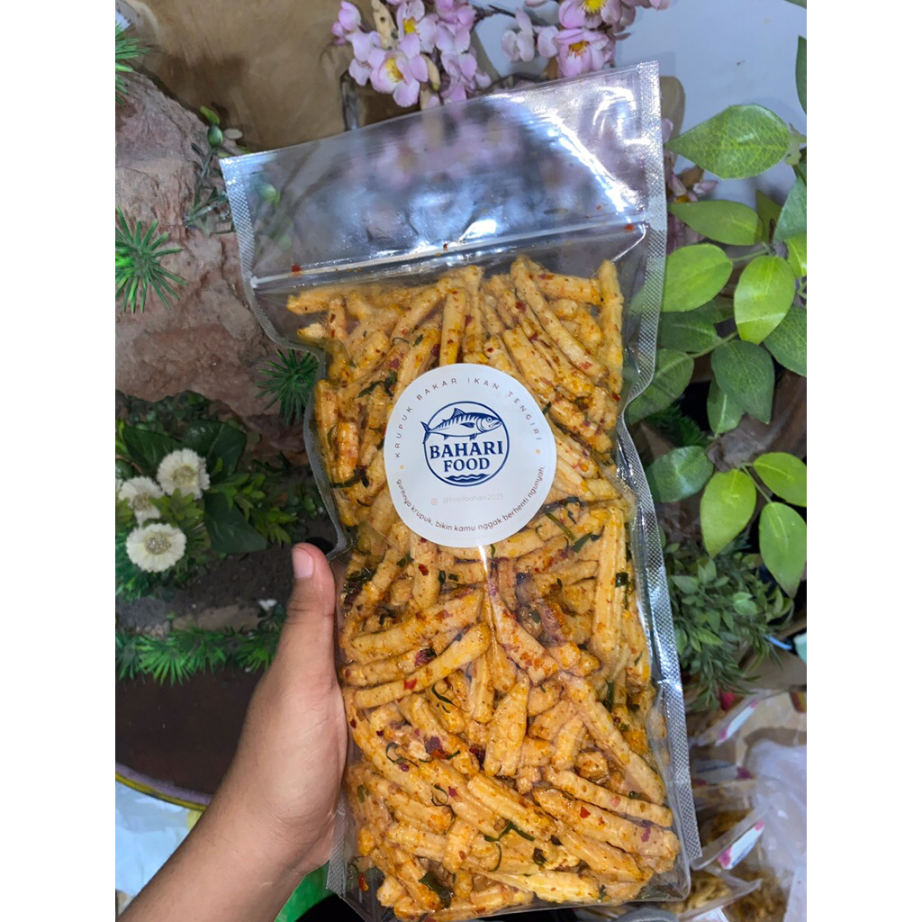 

Krupuk bakar ikan tengiri bumbu pedas daun jeruk 250gr
