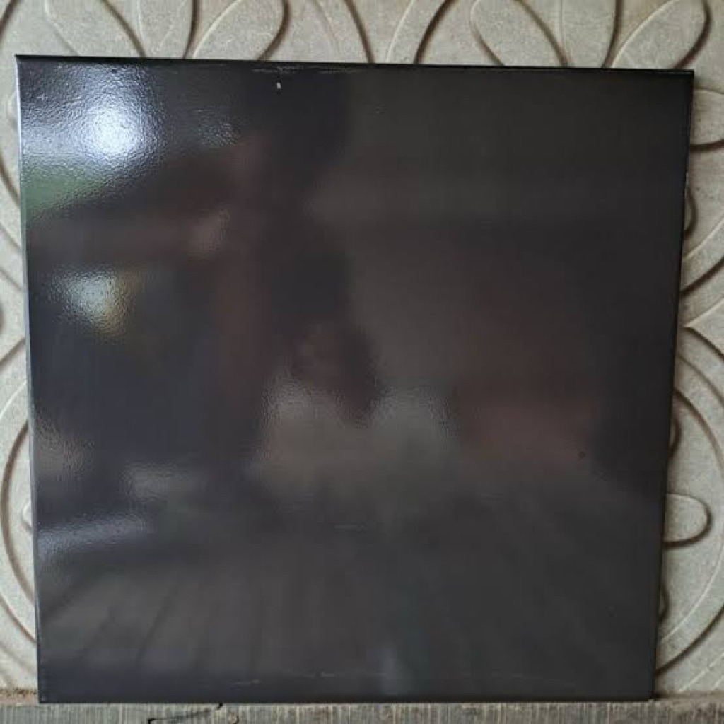 Keramik 40x40 Putih Polos | Keramik 40x40 Hitam Polos