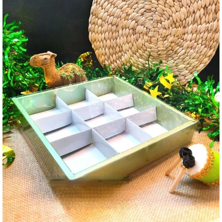 

1 buah Kotak kue sekat tutup mika / Kotak kue hampers sekat / Kotak kue packaging / Cake box nastar