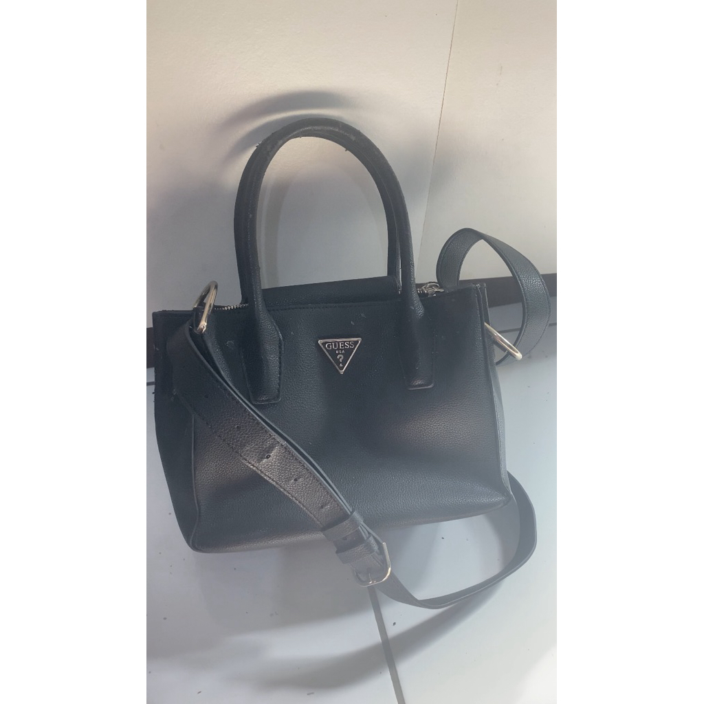 (PRELOVED) Guess Kirby Girlfriend Satchel