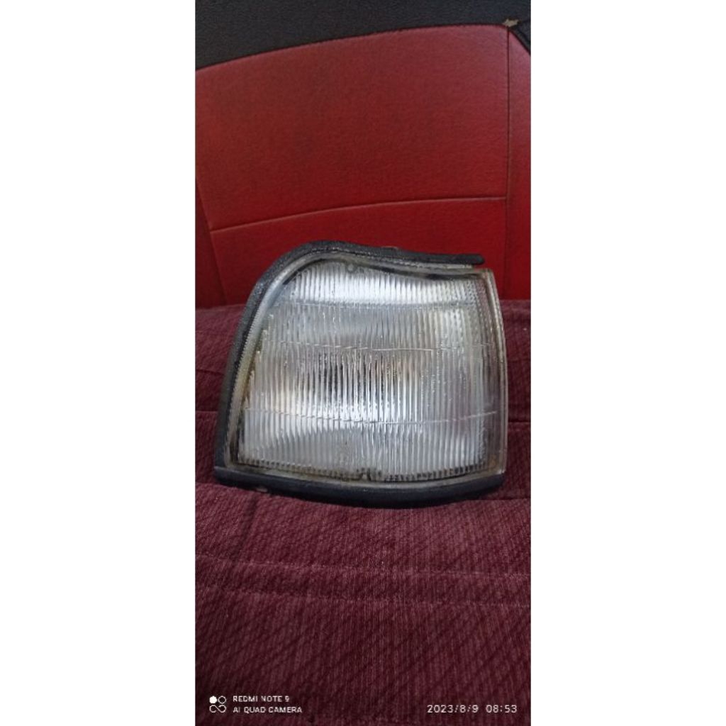 lampu senja/ sein daihatsu charade cx/winer/classy (kanan)