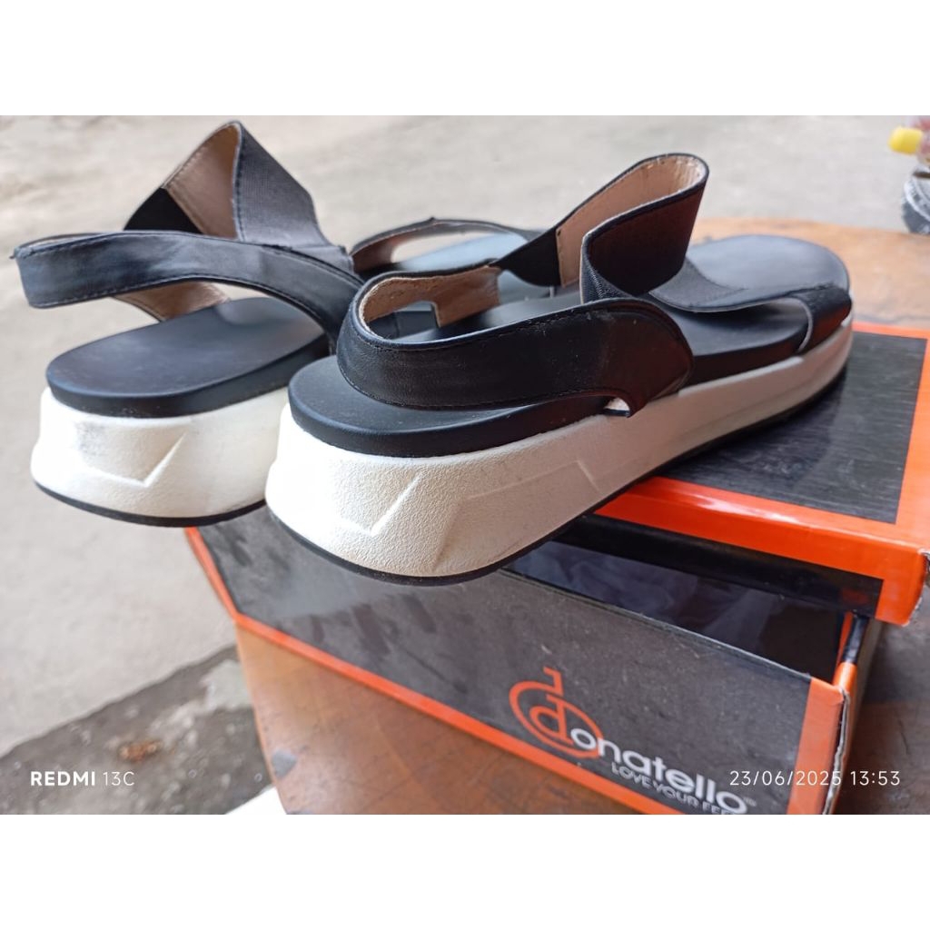 Donatello sandal wanita